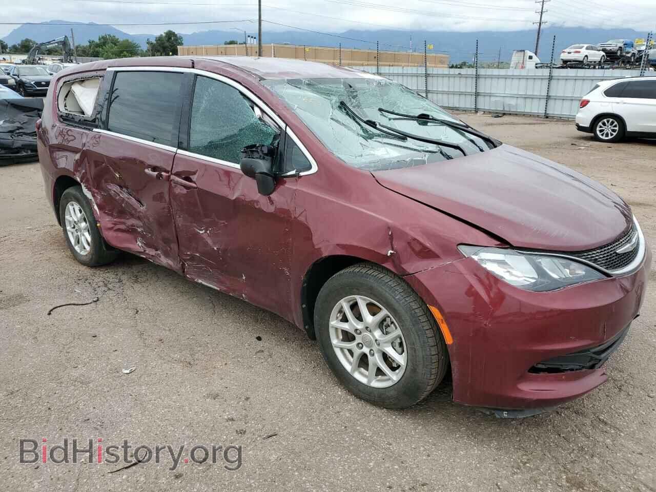 2017 CHRYSLER All Models - VIN: 2C4RC1DG0HR661203 - Photo 4