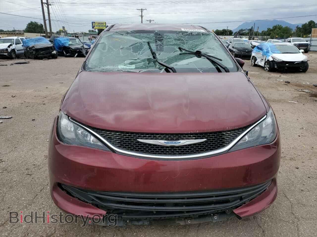 2017 CHRYSLER All Models - VIN: 2C4RC1DG0HR661203 - Photo 5