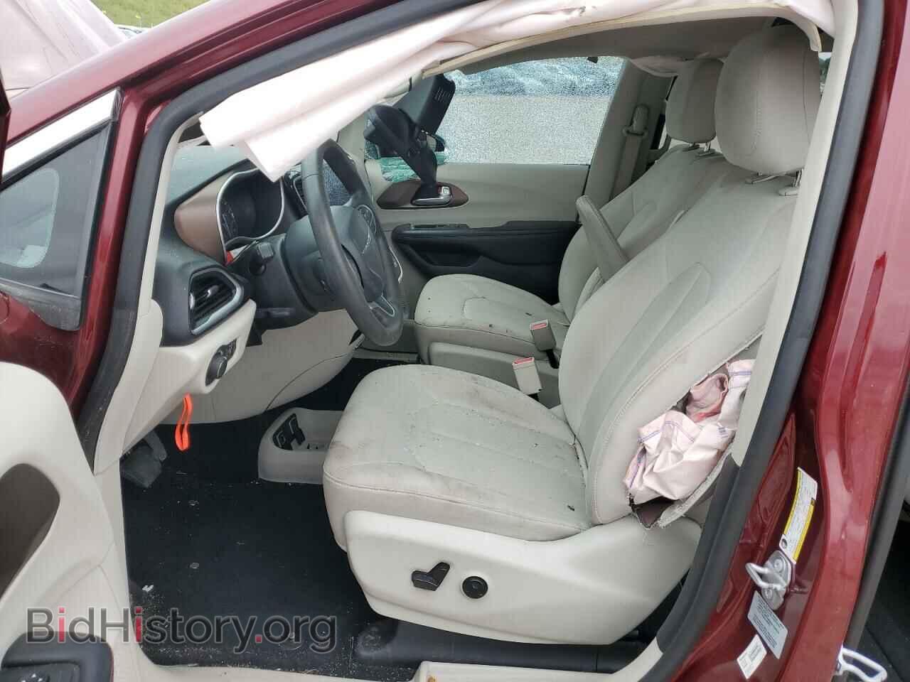 2017 CHRYSLER All Models - VIN: 2C4RC1DG0HR661203 - Photo 7