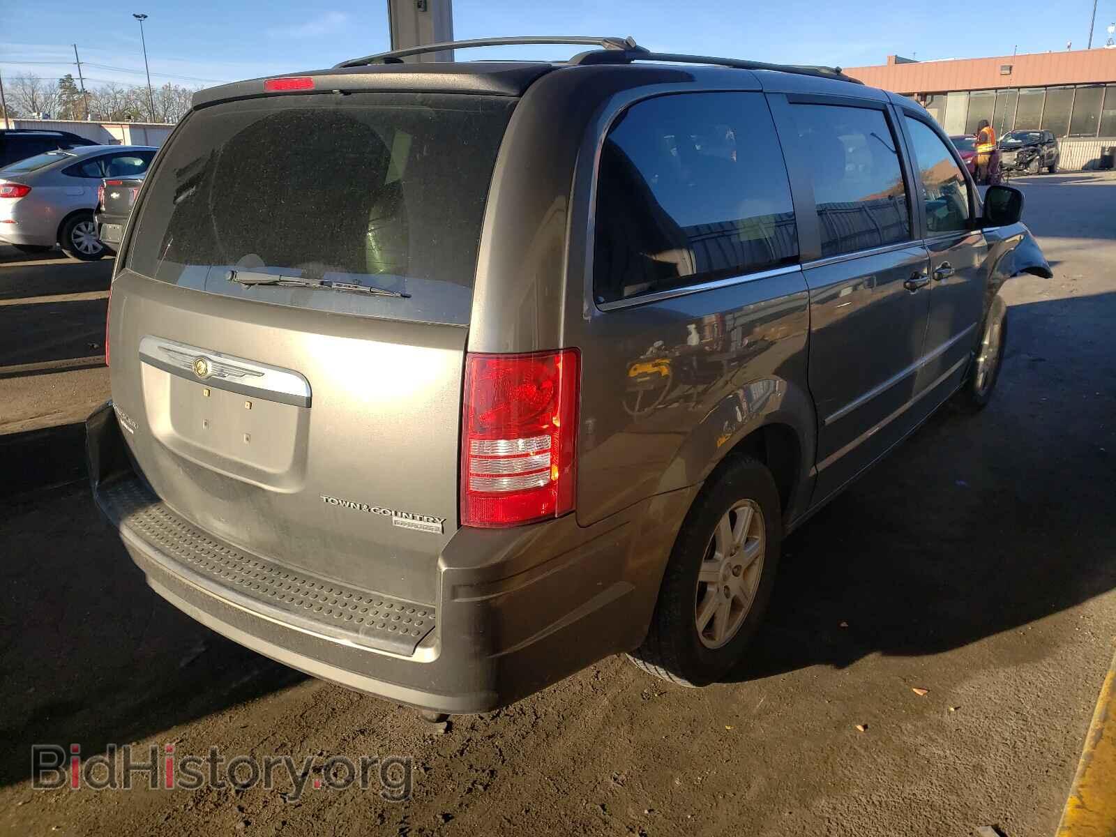 2010 CHRYSLER MINIVAN - VIN: 2A4RR5D10AR305318 - Фото 4
