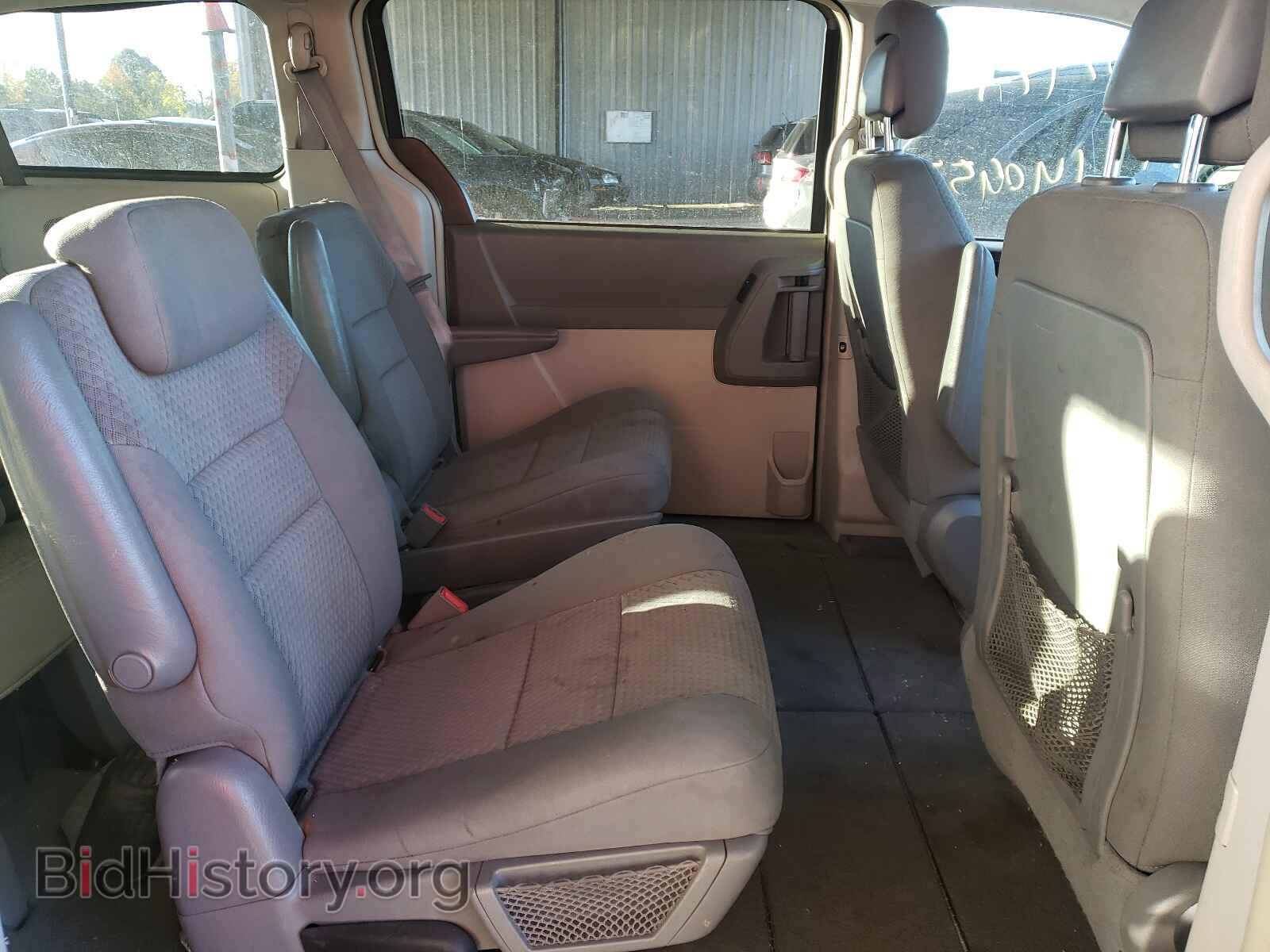 2010 CHRYSLER MINIVAN - VIN: 2A4RR5D10AR305318 - Фото 6