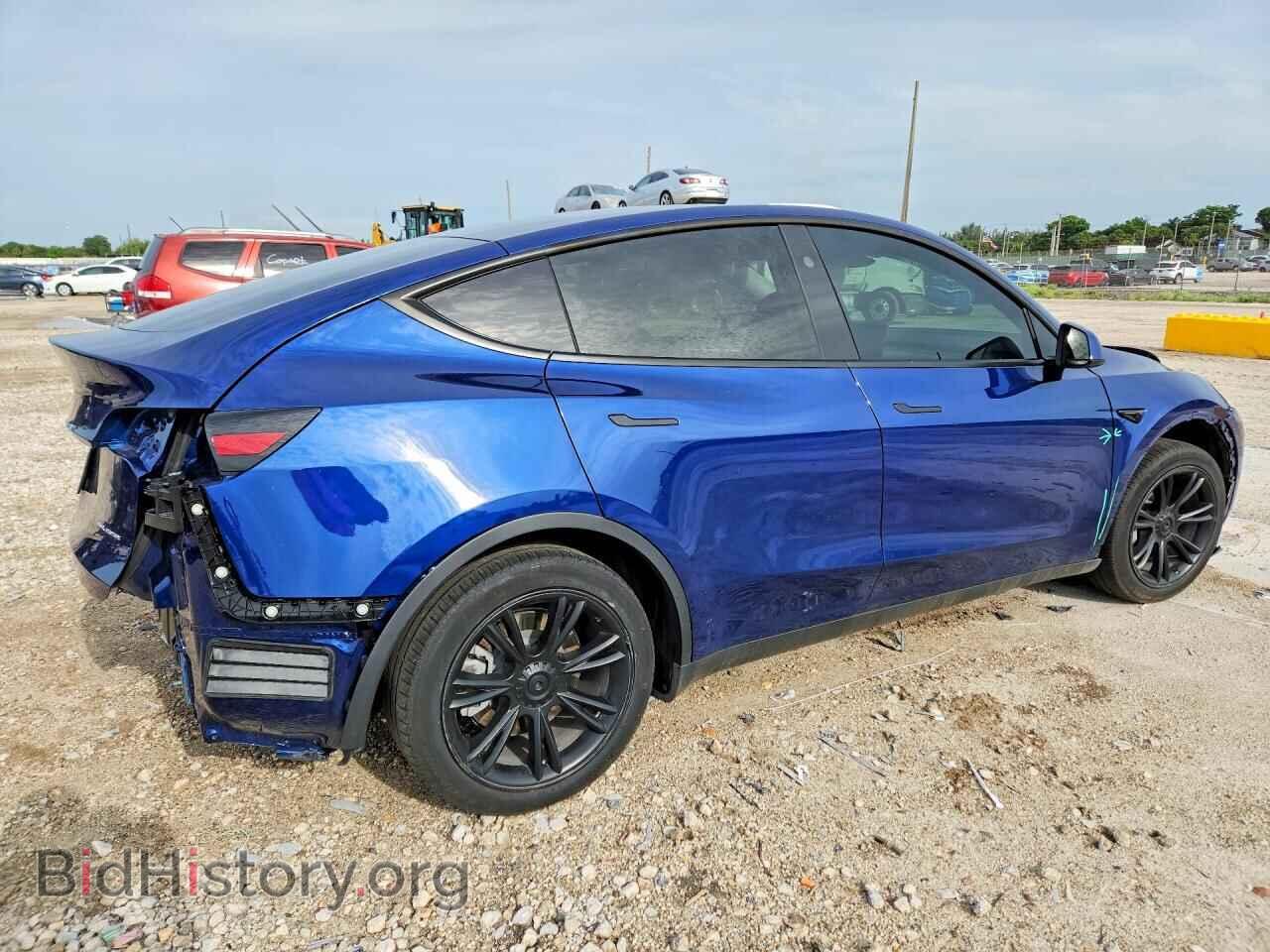 2024 TESLA MODEL Y - VIN: 7SAYGDEE4RA283348 - Фото 3