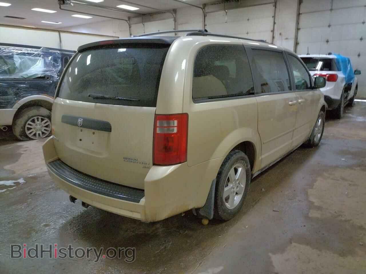 2010 DODGE CARAVAN - VIN: 2D4RN3D12AR379218 - Фото 4