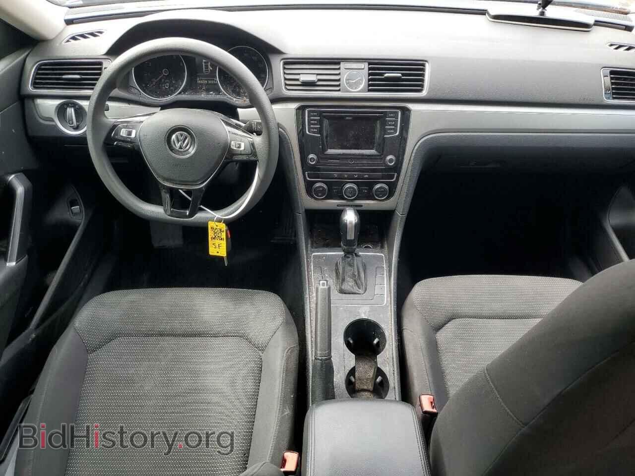 2017 VOLKSWAGEN PASSAT - VIN: 1VWAT7A39HC002205 - Фото 8