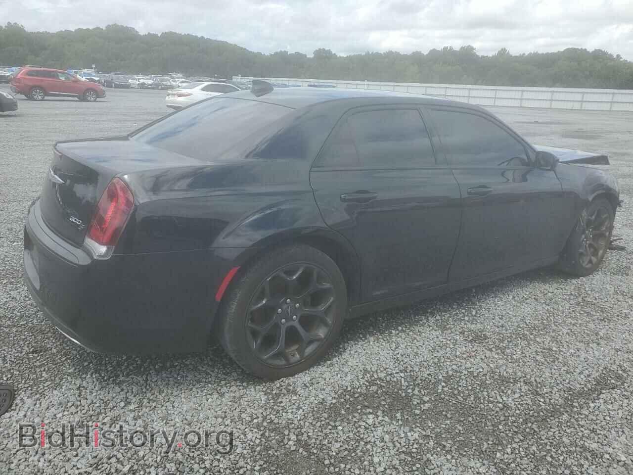 2019 CHRYSLER 300 - VIN: 2C3CCABGXKH654284 - Фото 3