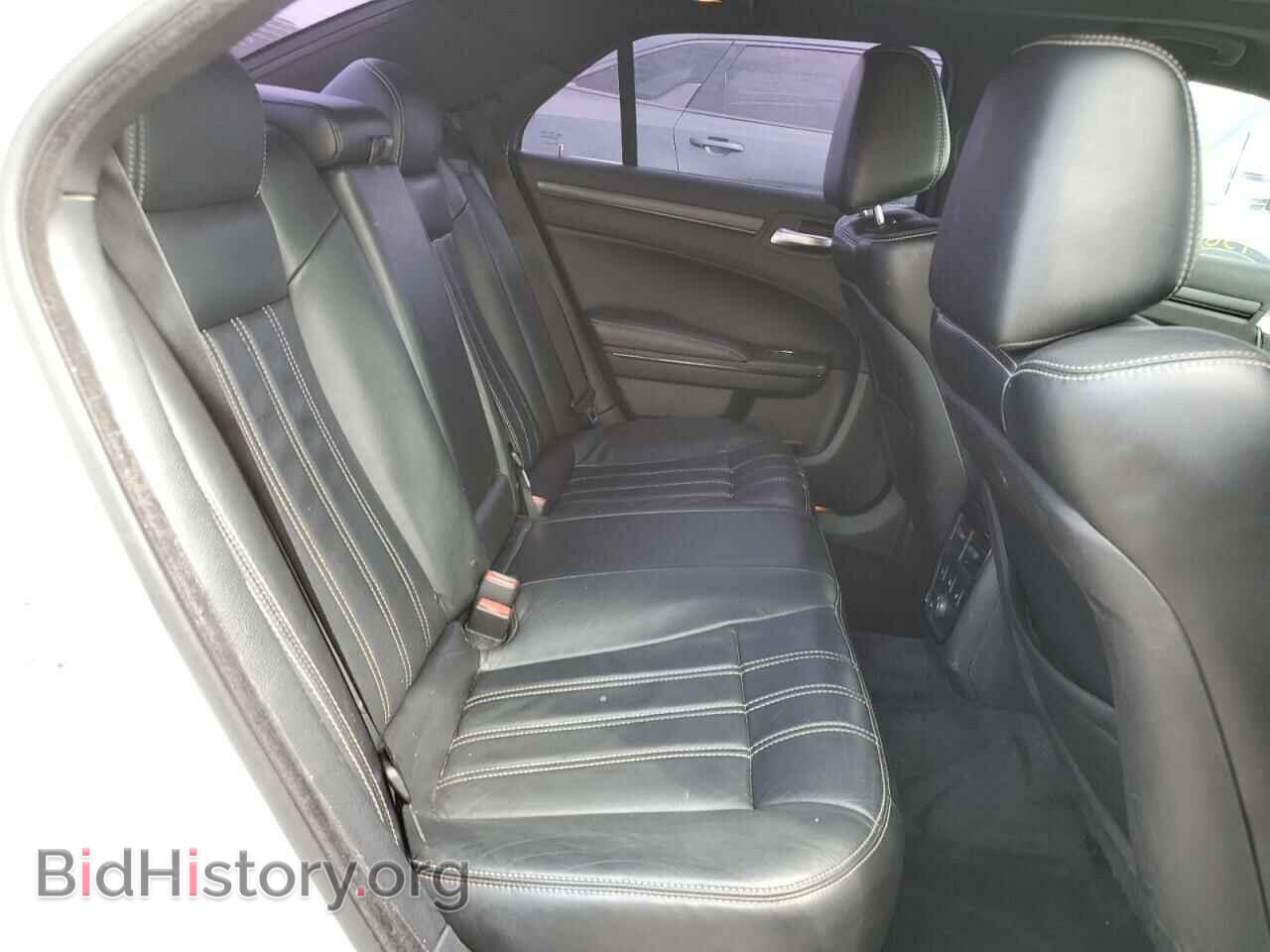 2013 CHRYSLER 300 - VIN: 2C3CCABT9DH534069 - Фото 10