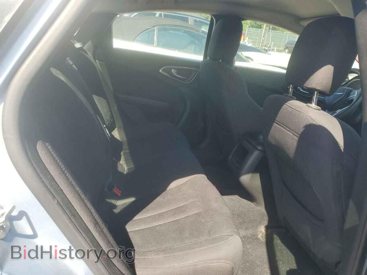 2015 CHRYSLER 200 - VIN: 1C3CCCAB3FN623716 - Фото 10