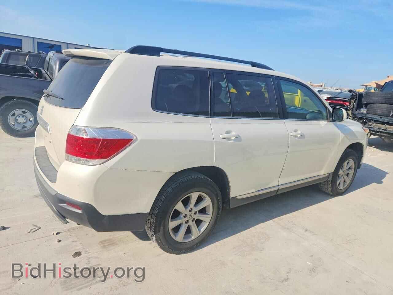 2013 TOYOTA HIGHLANDER - VIN: 5TDZA3EH2DS045268 - Фото 3