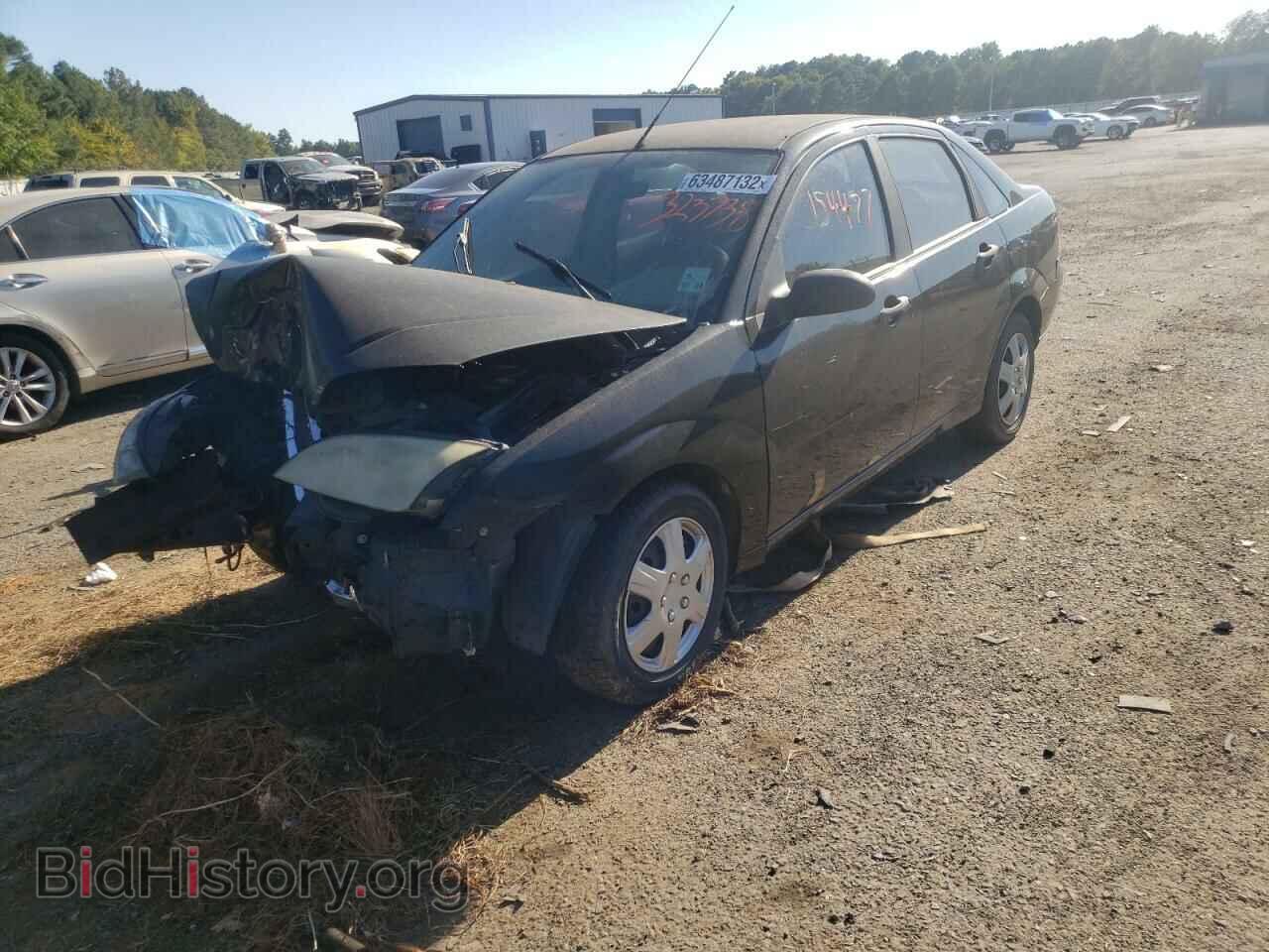 2007 FORD FOCUS - VIN: 1FAHP34N77W323738 - Фото 2