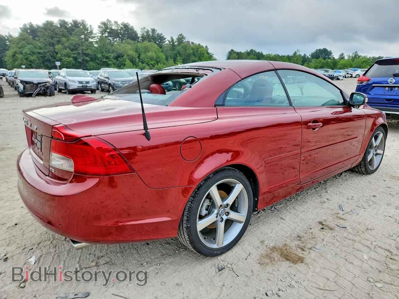 2011 VOLVO C70 - VIN: YV1672MC5BJ110006 - Фото 3