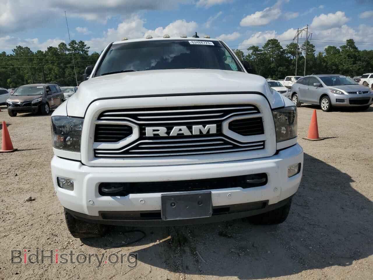 2018 RAM All Models - VIN: 3C6UR5ML1JG288463 - Photo 5