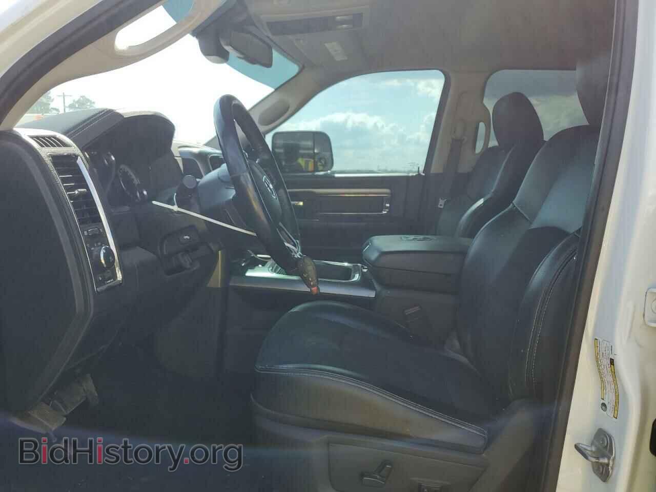2018 RAM All Models - VIN: 3C6UR5ML1JG288463 - Photo 7