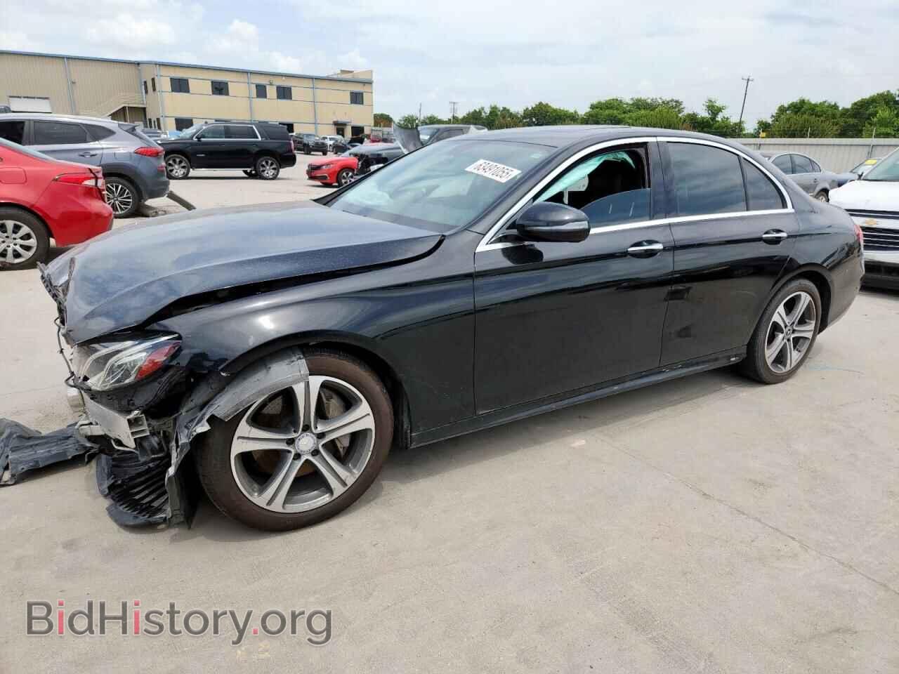 Фотография WDDZF4KB2HA057792 - MERCEDES-BENZ E-CLASS 2017