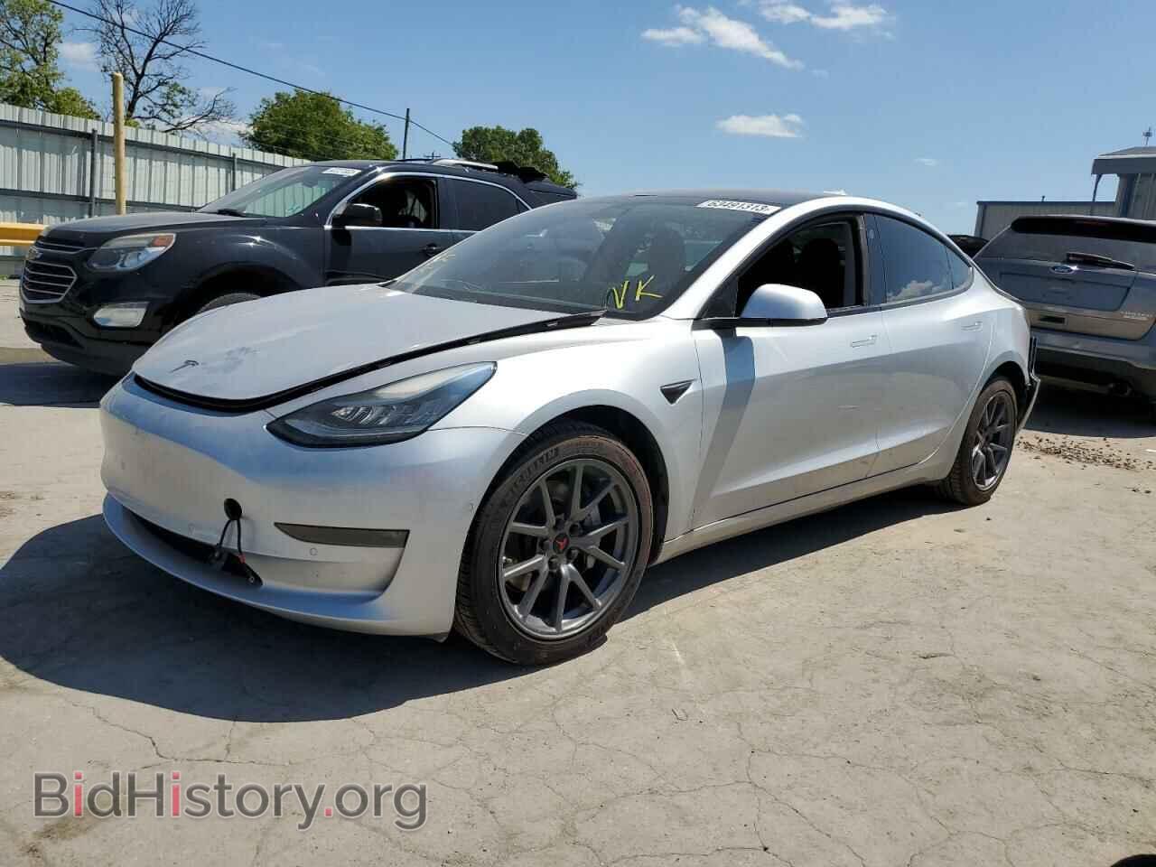 Фотография 5YJ3E1EB0JF065058 - TESLA MODEL 3 2018