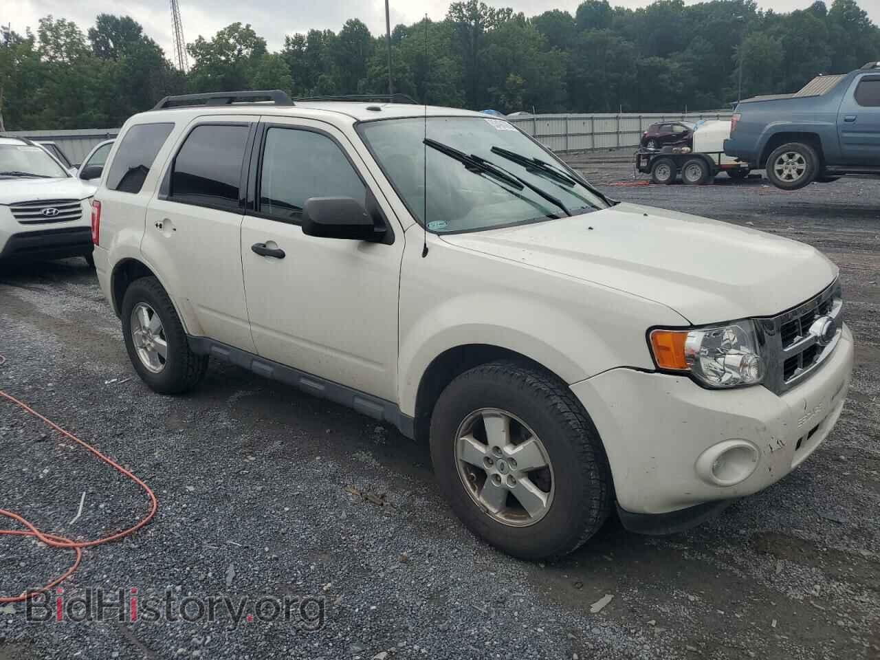 2011 FORD ESCAPE - VIN: 1FMCU0D73BKB20046 - Photo 4