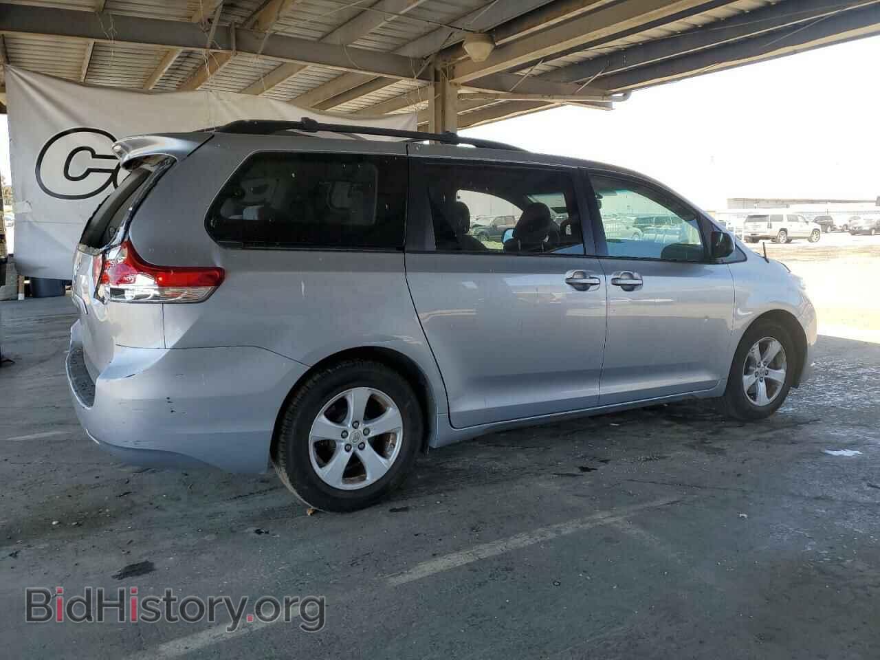 2011 TOYOTA All Models - VIN: 5TDKK3DC4BS129898 - Фото 3