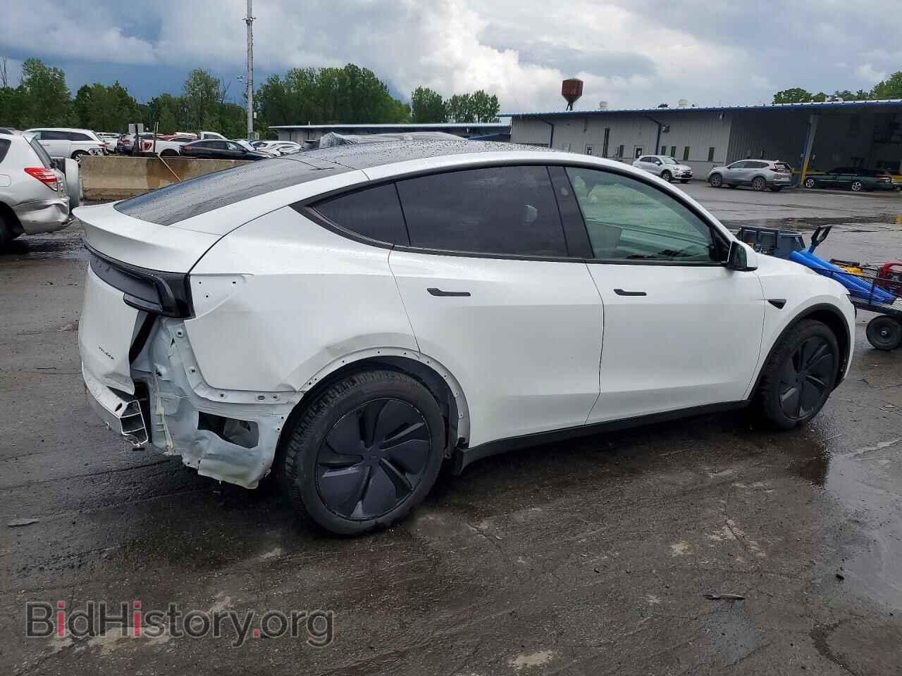 2026 TESLA MODEL Y - VIN: 7SAYGDEE0TA447525 - Photo 3