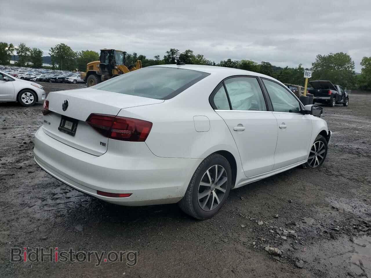 2017 VOLKSWAGEN JETTA - VIN: 3VWDB7AJ1HM404426 - Фото 3
