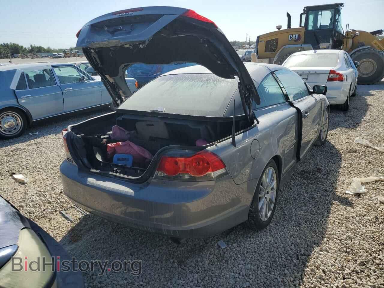 2007 VOLVO C70 - VIN: YV1MC68257J021815 - Фото 3