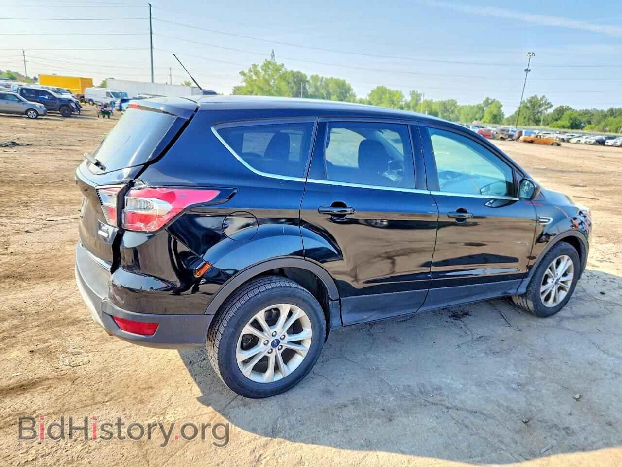 2017 FORD ESCAPE - VIN: 1FMCU0GD4HUB00273 - Фото 3