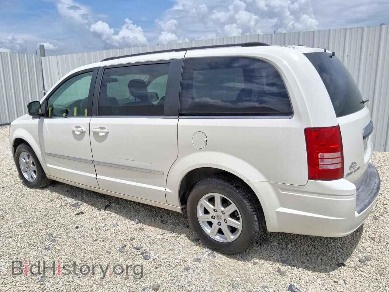 2010 CHRYSLER MINIVAN - VIN: 2A4RR5D12AR176319 - Фото 2