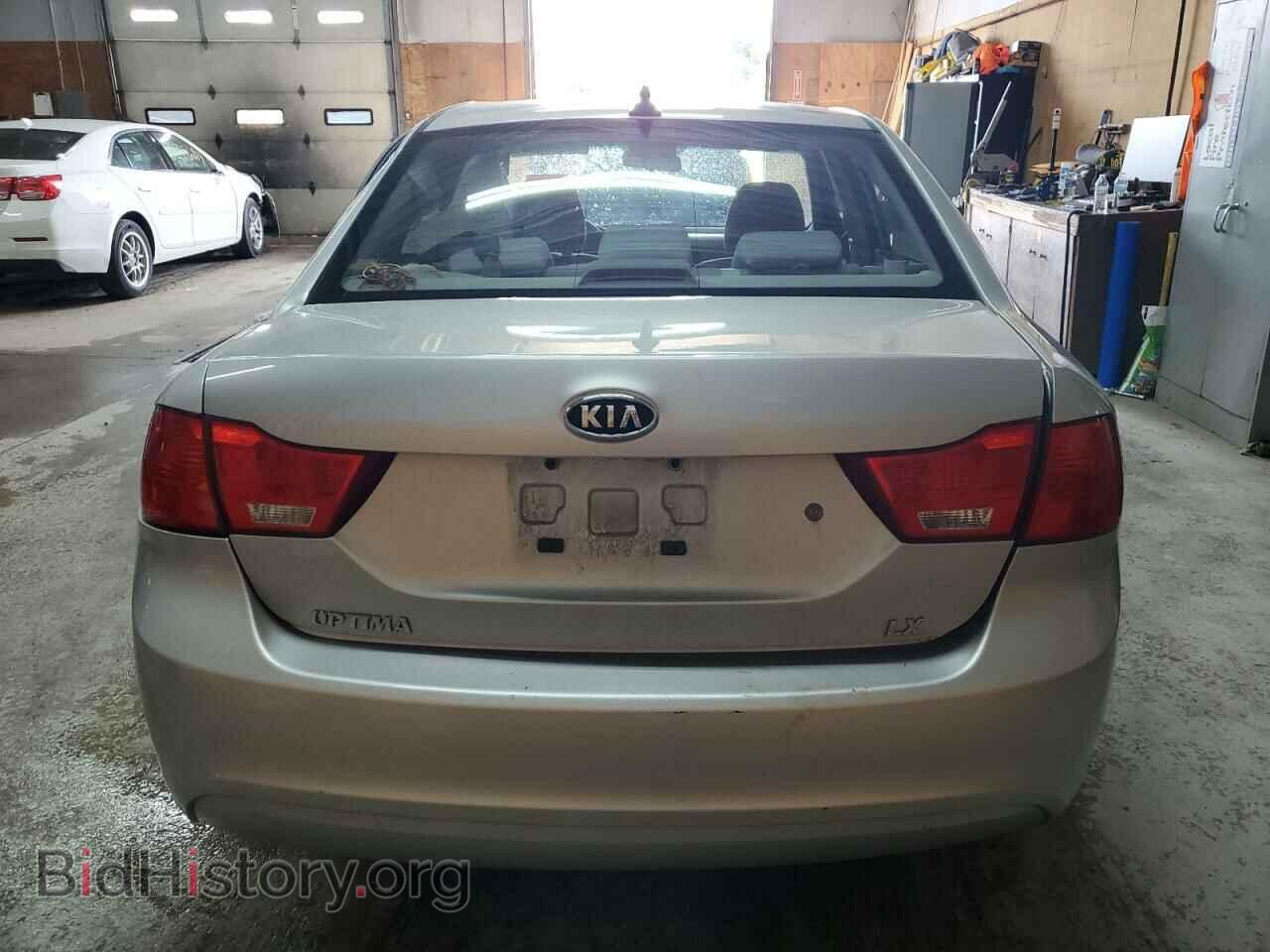 2009 KIA OPTIMA - VIN: KNAGE228595334522 - Фото 6