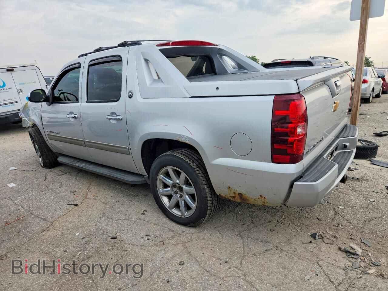 2013 CHEVROLET AVALANCHE - VIN: 3GNTKFE71DG251005 - Photo 2