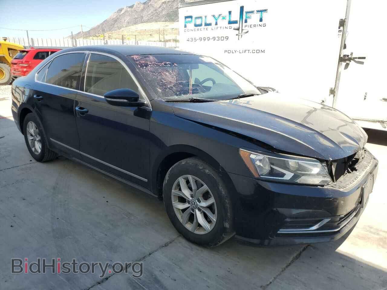 2017 VOLKSWAGEN PASSAT - VIN: 1VWAT7A30HC012458 - Фото 4