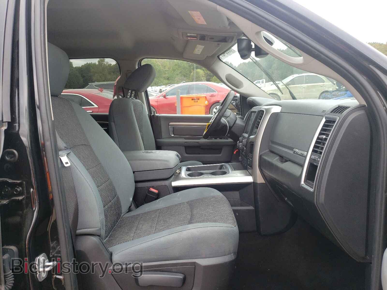 2017 RAM 1500 - VIN: 3C6RR7LT9HG523818 - Фото 5