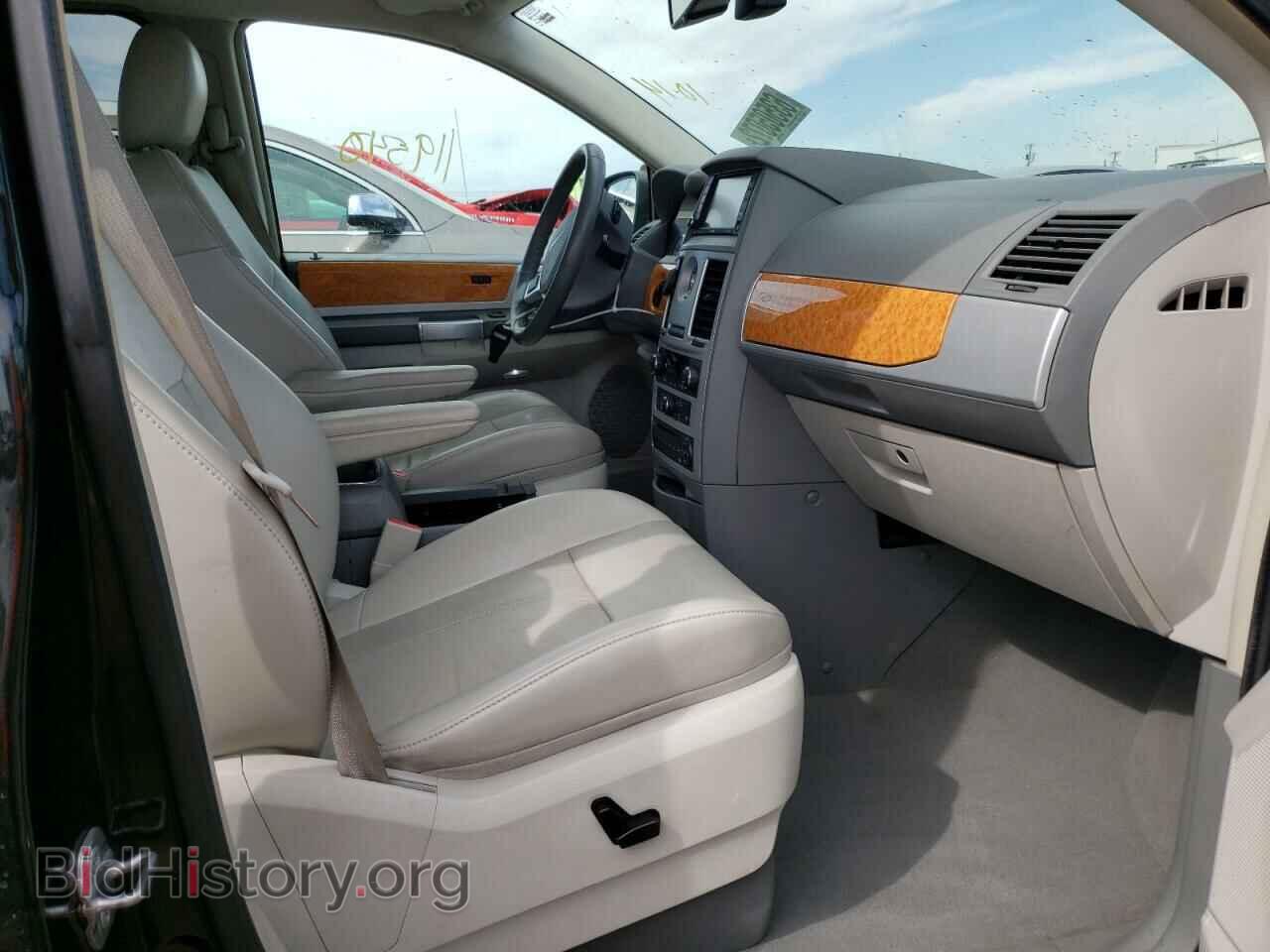 2009 CHRYSLER MINIVAN - VIN: 2A8HR64X29R568393 - Фото 5