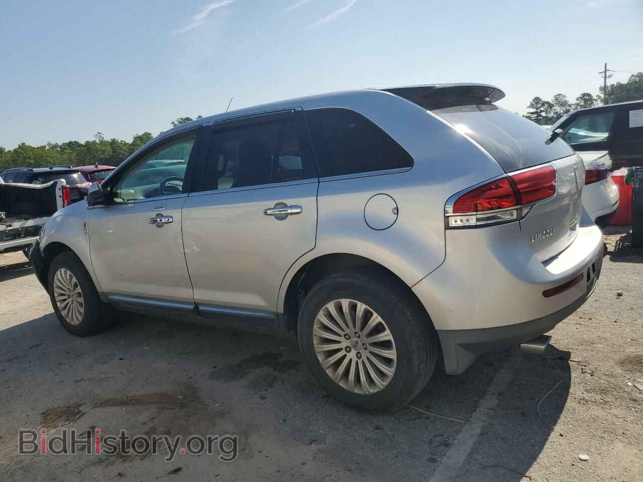 2011 LINCOLN MKX - VIN: 2LMDJ6JK9BBJ33214 - Фото 2