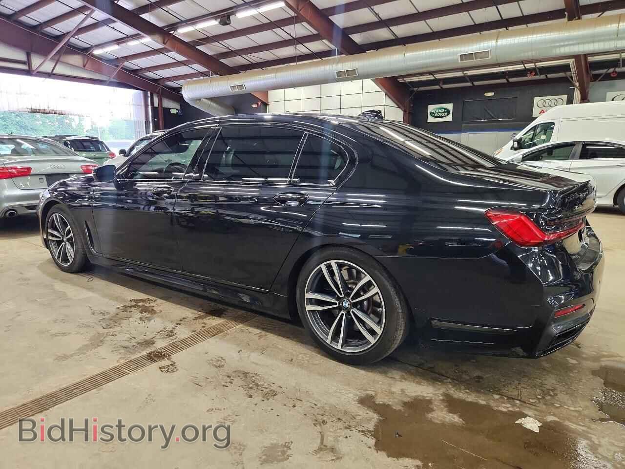 2021 BMW 7 SERIES - VIN: WBA7U2C07MCF68499 - Photo 2