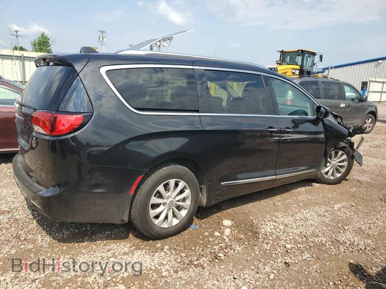 2019 CHRYSLER PACIFICA - VIN: 2C4RC1BG8KR731685 - Фото 3