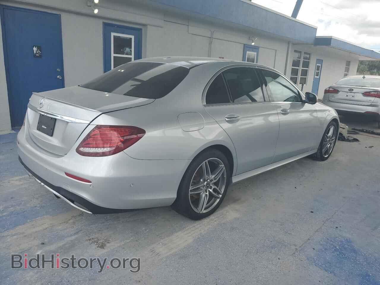 2019 MERCEDES-BENZ E-CLASS - VIN: WDDZF4JB4KA519472 - Фото 3