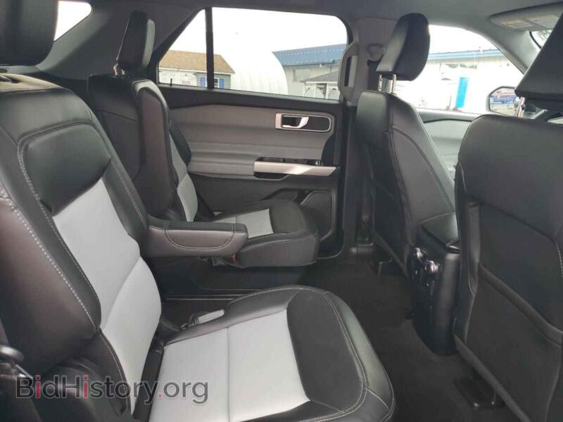 2022 Ford EXPLORER (VIN 1FMSK8DH3NGA22327) — фото 11 из 14