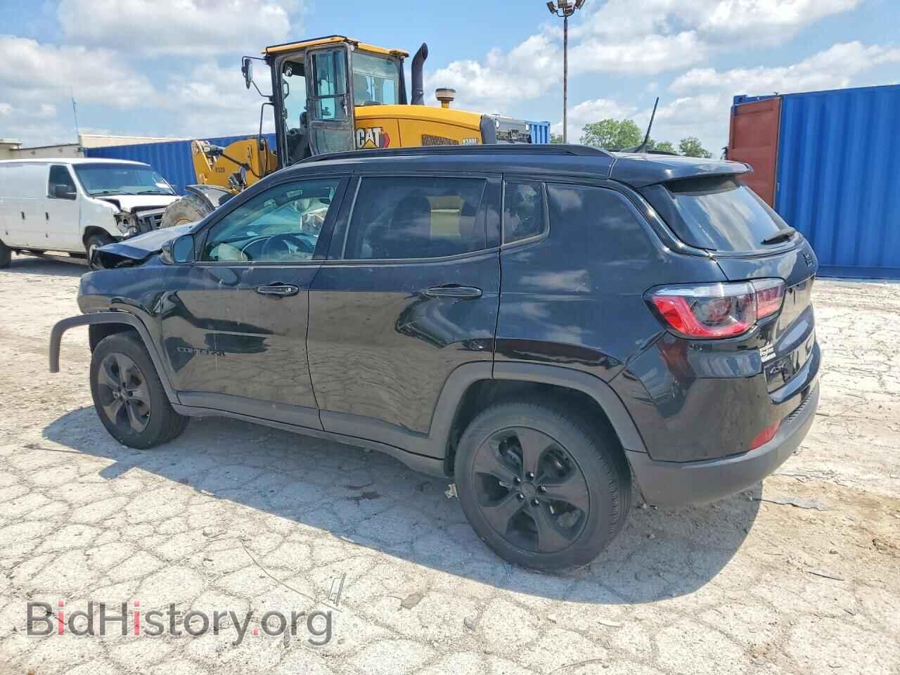 2018 JEEP COMPASS - VIN: 3C4NJDBB0JT395522 - Photo 2