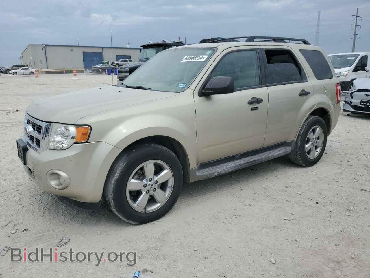 Фотография 1FMCU0D72BKA81160 - FORD ESCAPE 2011