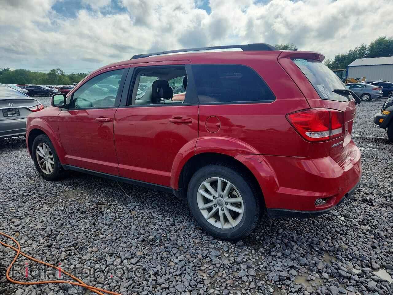 2017 DODGE JOURNEY - VIN: 3C4PDCBB5HT562803 - Photo 2
