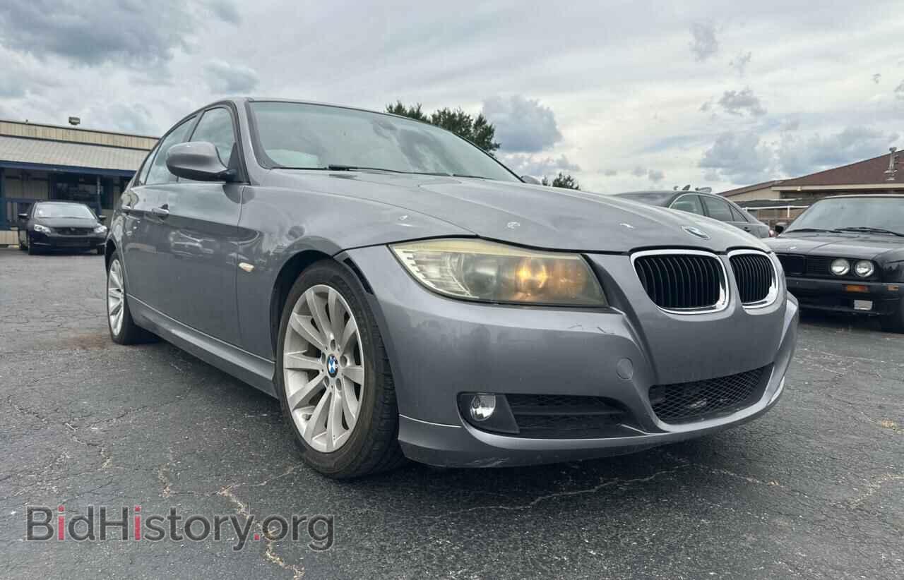 Фотография WBAPH7C58BE677372 - BMW 3 SERIES 2011