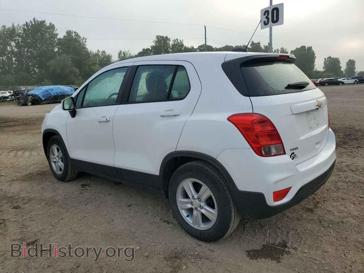 2019 CHEVROLET TRAX - VIN: 3GNCJKSB3KL398158 - Фото 2