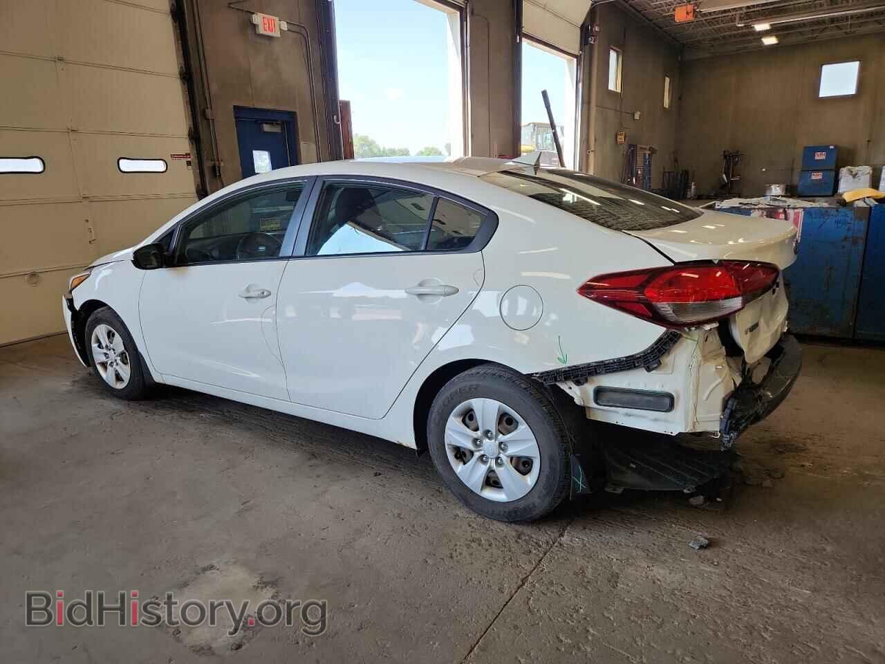 2017 KIA FORTE - VIN: 3KPFK4A78HE028512 - Фото 2