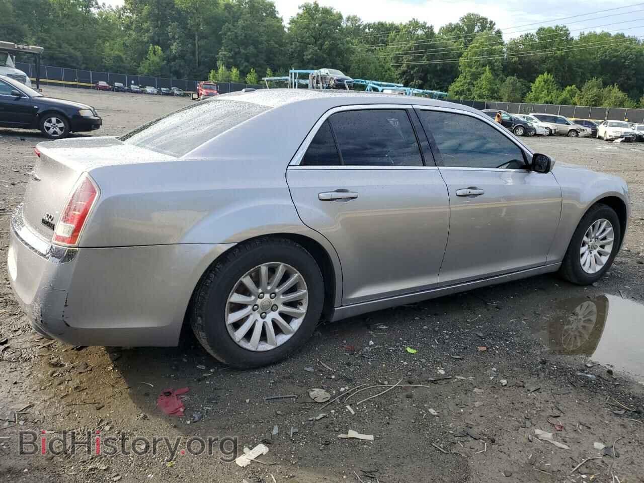 2013 CHRYSLER 300 - VIN: 2C3CCAAG3DH743294 - Фото 3
