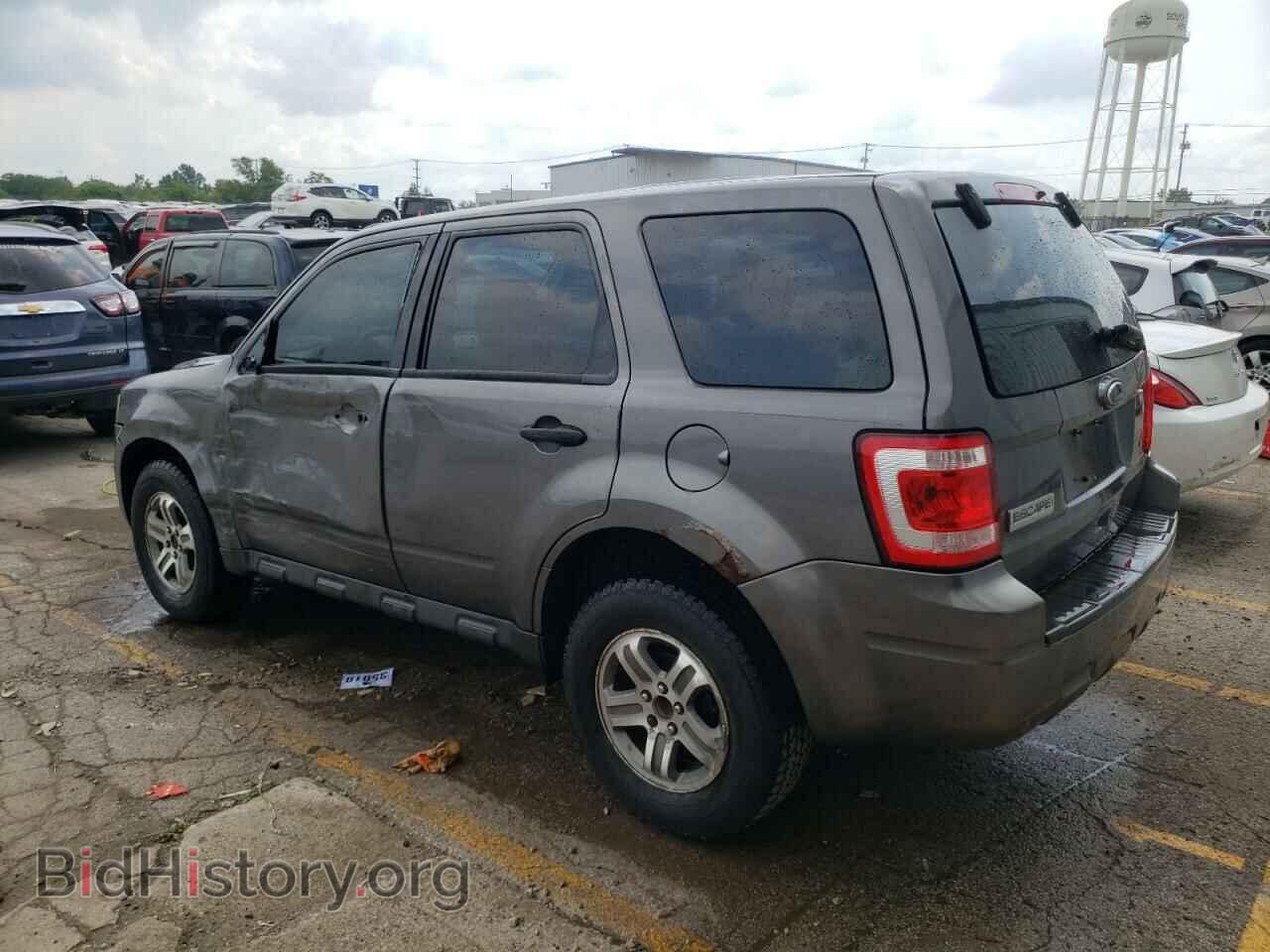 2011 FORD ESCAPE - VIN: 1FMCU0C7XBKB10566 - Фото 2