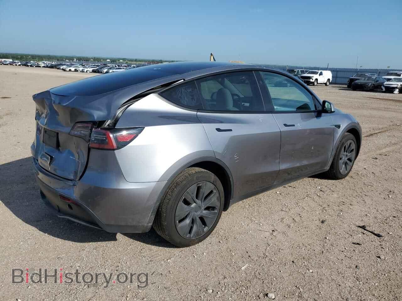 2024 TESLA MODEL Y - VIN: 7SAYGDEE4RF230068 - Фото 3