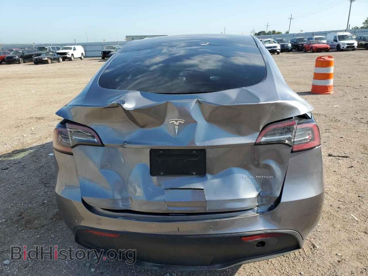 2024 TESLA MODEL Y - VIN: 7SAYGDEE4RF230068 - Фото 6