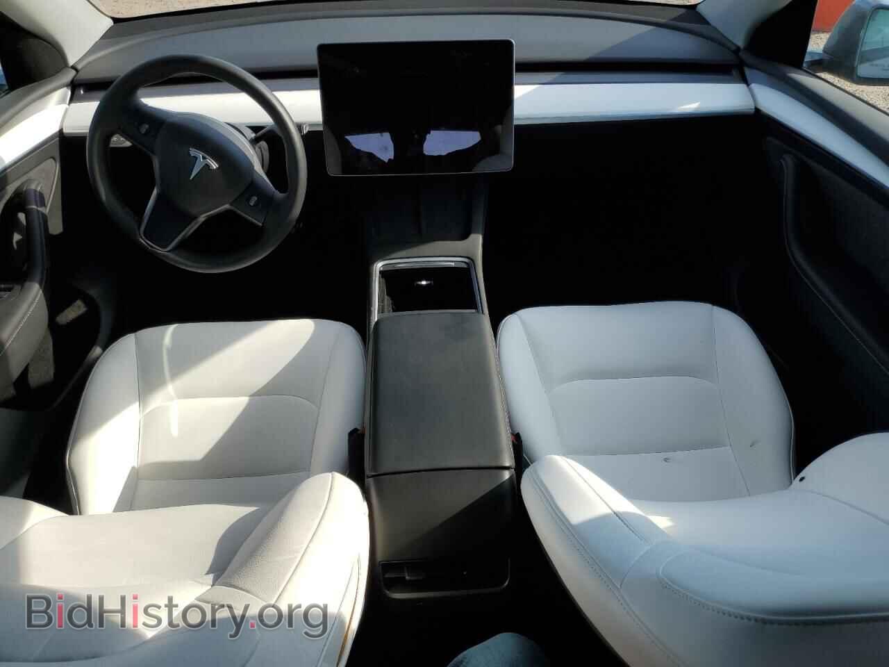 2024 TESLA MODEL Y - VIN: 7SAYGDEE4RF230068 - Фото 8