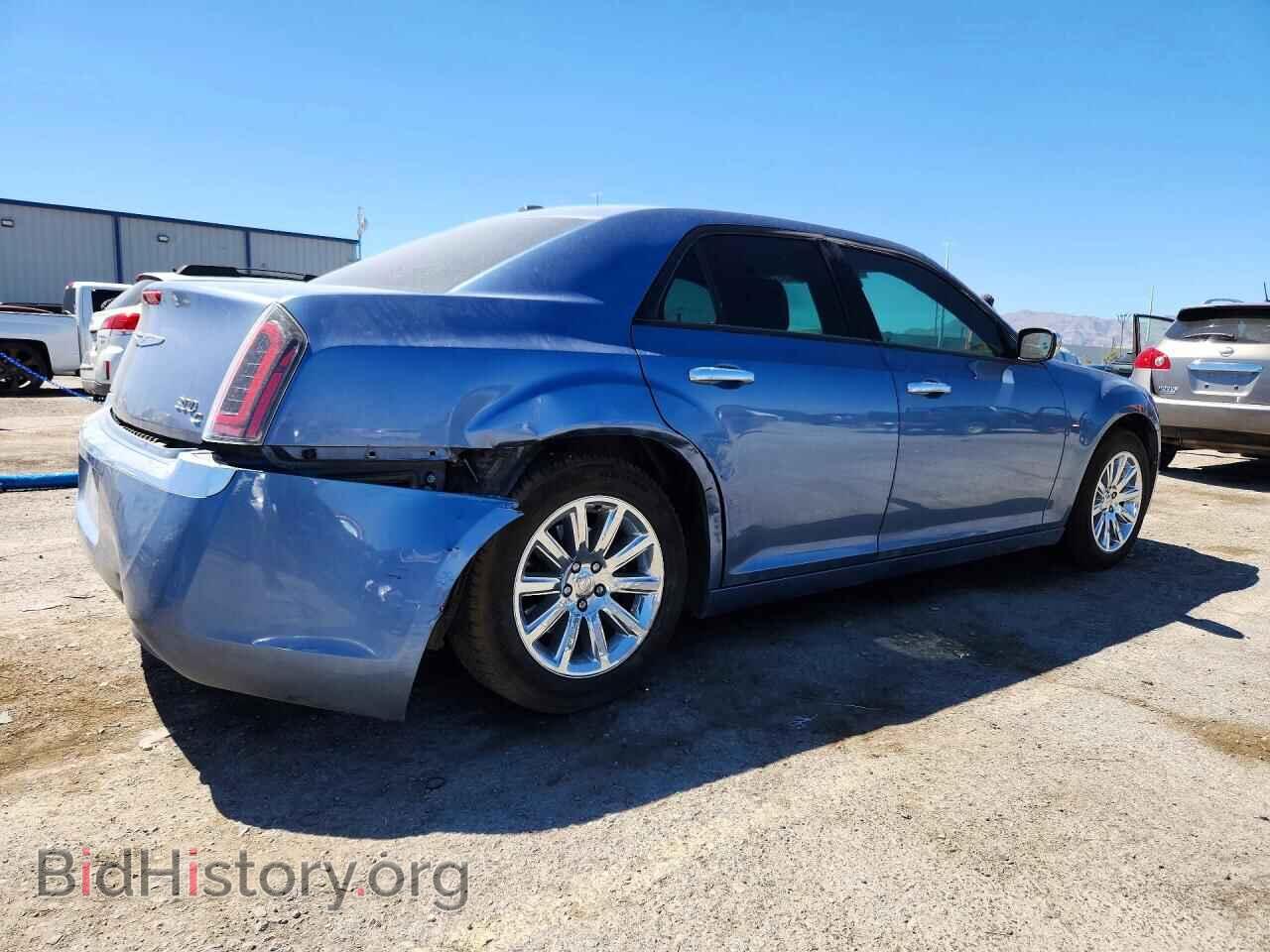 2011 CHRYSLER 300 - VIN: 2C3CA6CT6BH581235 - Photo 3