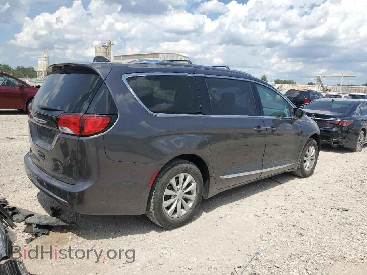 2019 CHRYSLER PACIFICA - VIN: 2C4RC1BGXKR626436 - Фото 3