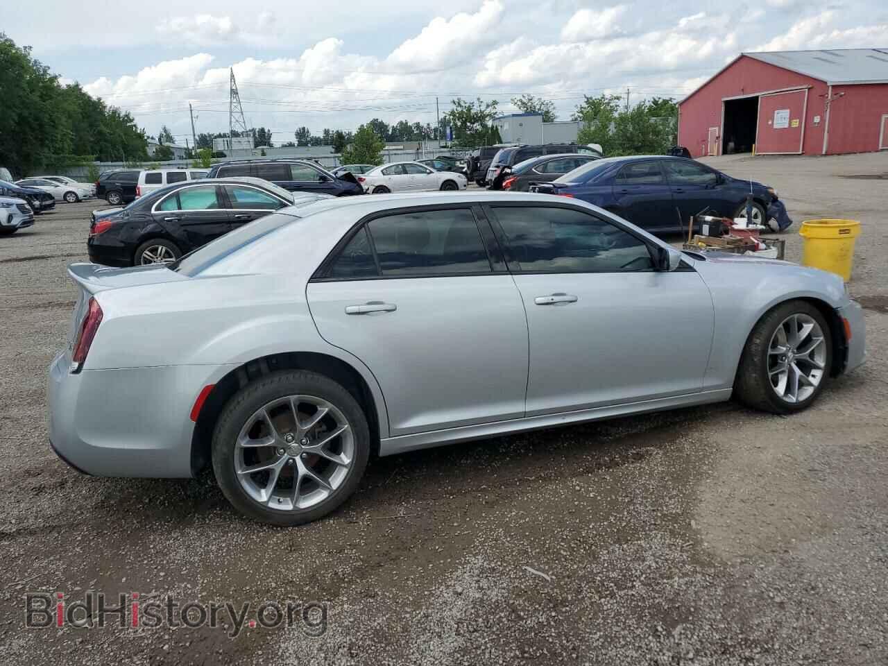 2019 CHRYSLER 300 - VIN: 2C3CCABG9KH731078 - Фото 3