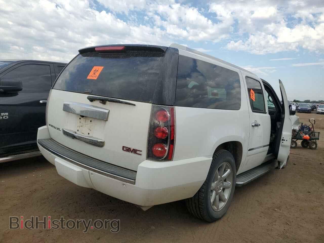 2013 GMC YUKON - VIN: 1GKS2MEFXDR100054 - Фото 3